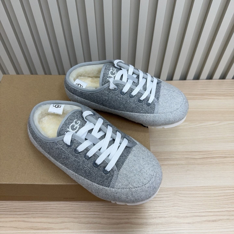 Ugg Flat Shoes